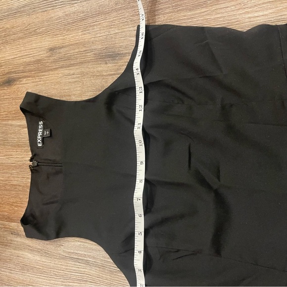 Express Blouse Women’s Small Black Peplum Sleeveless Basic Minimalist Clean Girl - Picture 4 of 6